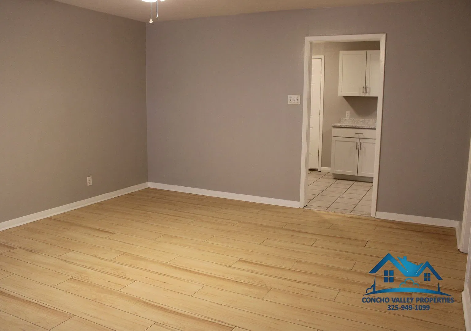 3-Bed, 1-Bath near ASU — Photo 2