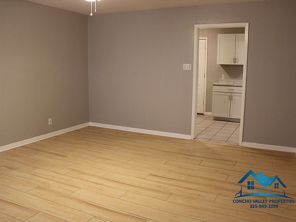 2nd image of 2492 Baylor Ave