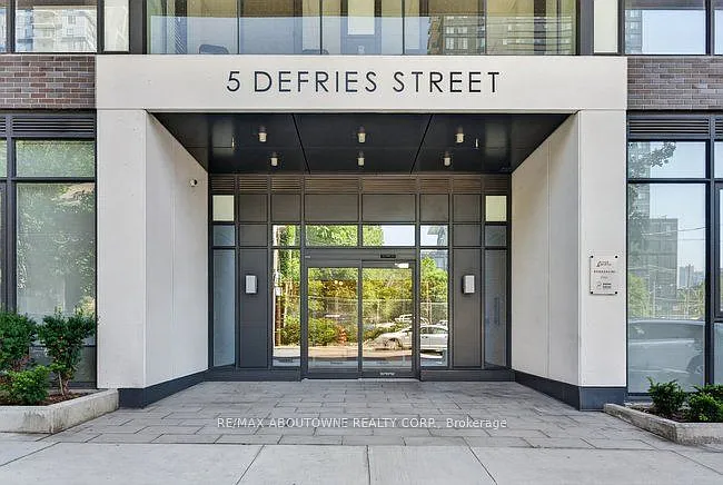 5 Defries St #1120 — Photo 2