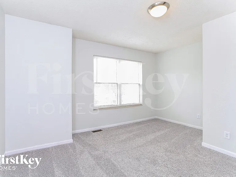 3359 Woodside Dr — Photo 10