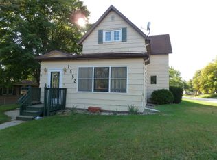 1552 4th Ave, Windom, MN 56101