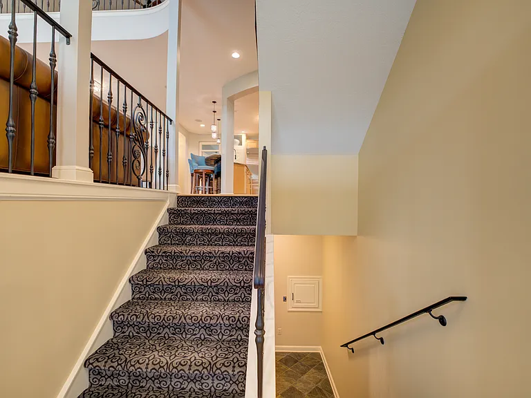 8 Astor Pl — Photo 7