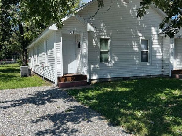 332 E Gladys St