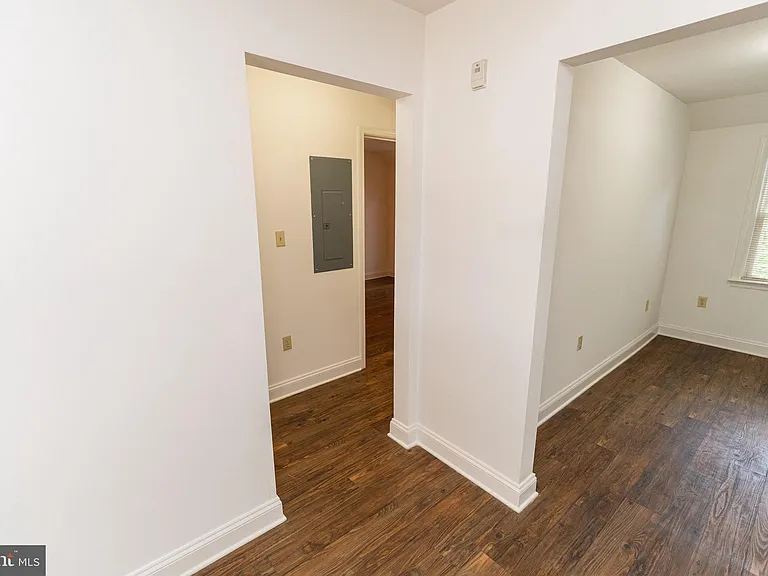 802 Travers St #4 — Photo 19