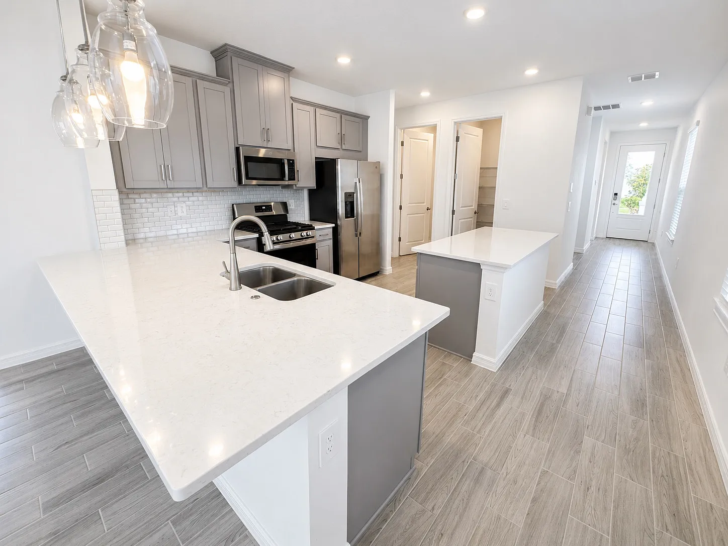 994 Teal Creek Drive - 1 — Photo 3