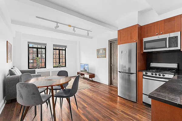 Rented by Corcoran | media 7