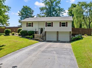 33 Riannon Ln, Hendersonville, NC 28791