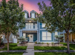 905 Hayden Ln, Aubrey, TX 76227
