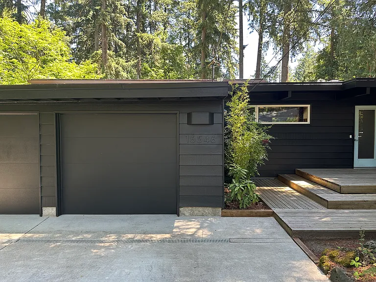 16546 Bonaire Ave — Photo 2