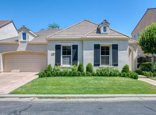 89 W Powers Ave, Clovis, CA