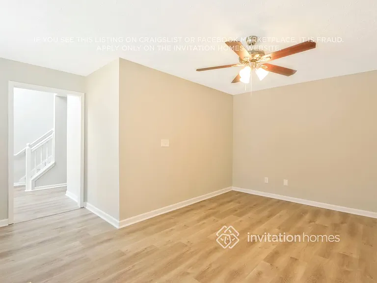 5618 Wellborn Creek Dr — Photo 6