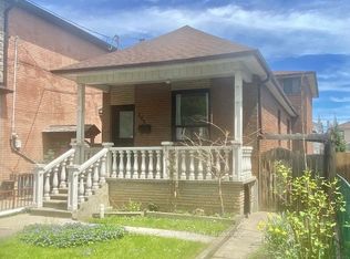293 Harvie Ave, Toronto, ON M6E 4L2