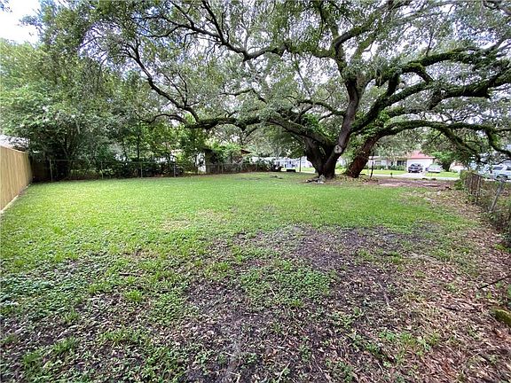 2nd image of Carroll Grove Dr