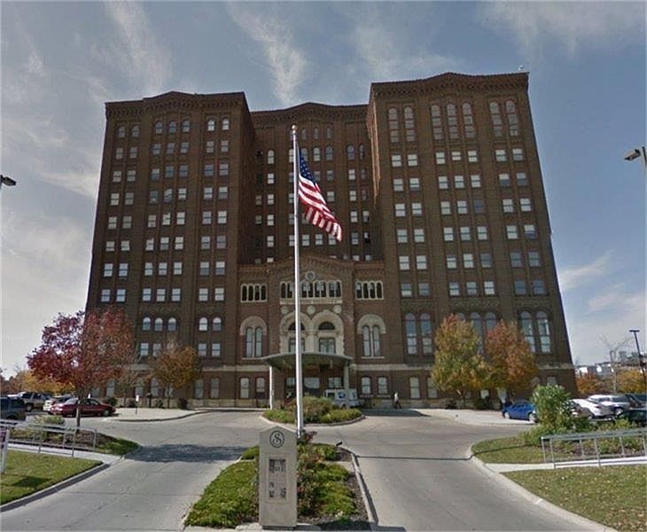 1st image of 4920 S 30th St