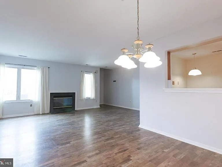 5 Michele Ct — Photo 6