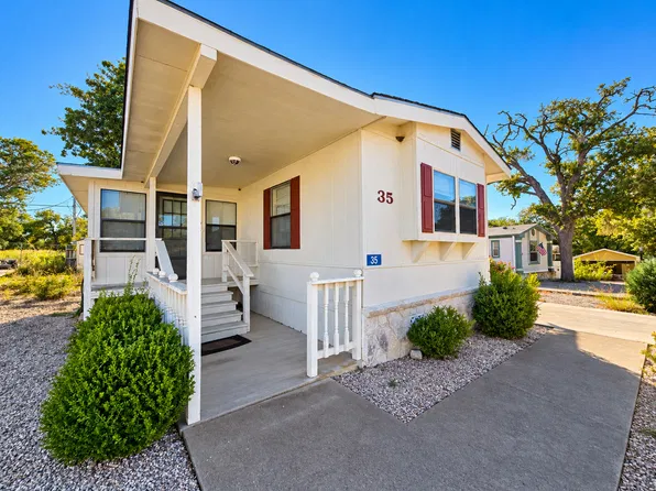35 Wildcat Loop, Kerrville, TX 78028