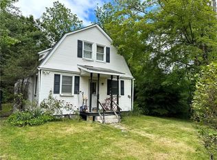 35 N Fostertown Dr, Newburgh, NY 12550