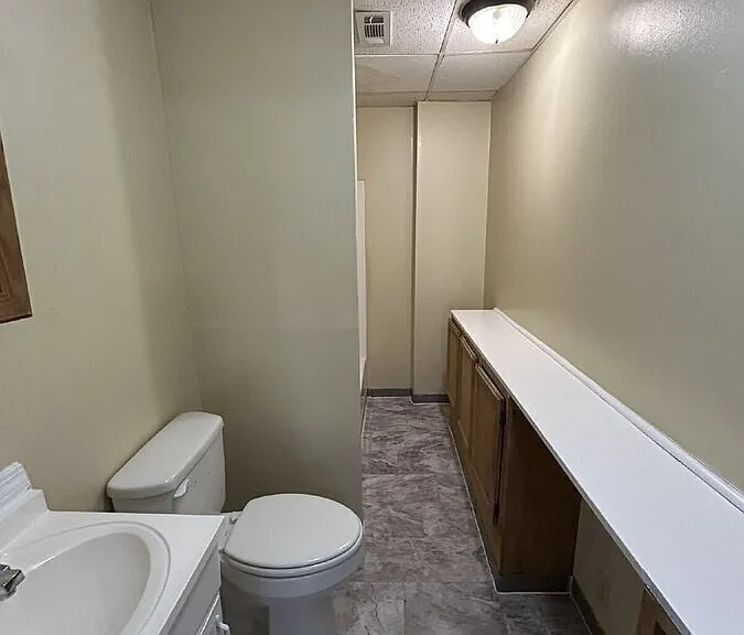7924 Michigan Ave #2F — Photo 11