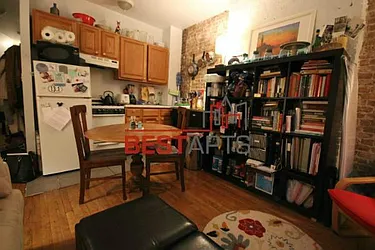 Rented by Best Apartments North Inc