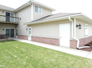 314 Brookside Dr UNIT 5, Mayville, WI 53050