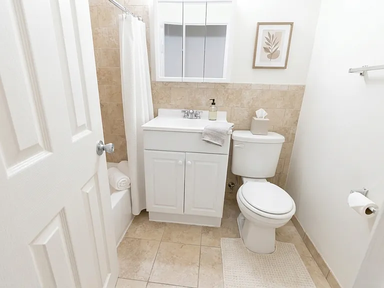ArborLane_2BedroomBathroom_Staged ArborLane_2BedroomBathroom_Staged