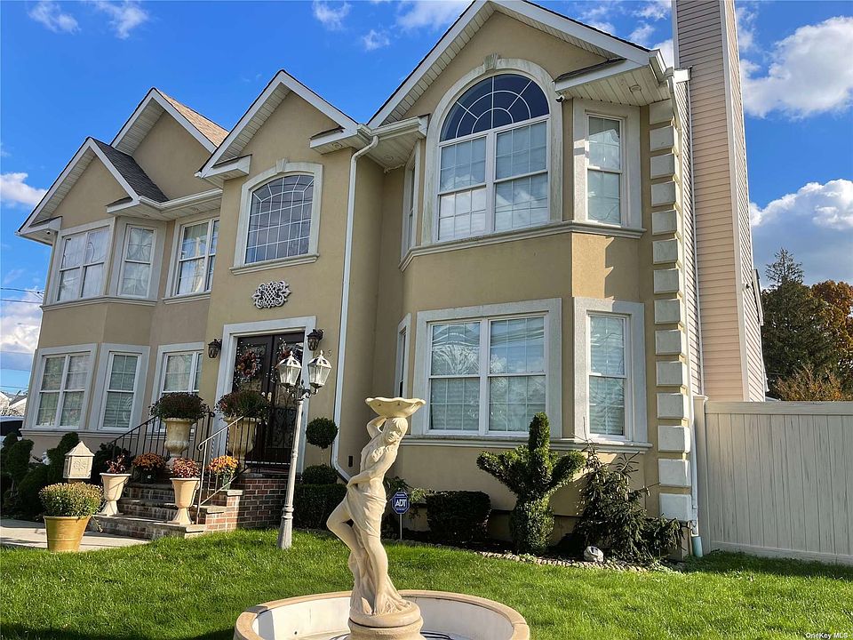 225 E John Street, Lindenhurst, NY 11757 Zillow