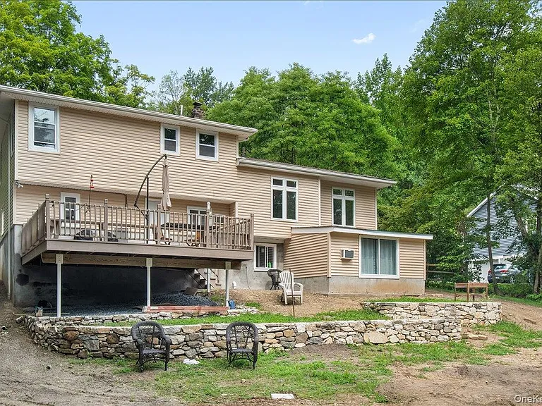 674 Sprout Brook Rd — Photo 18