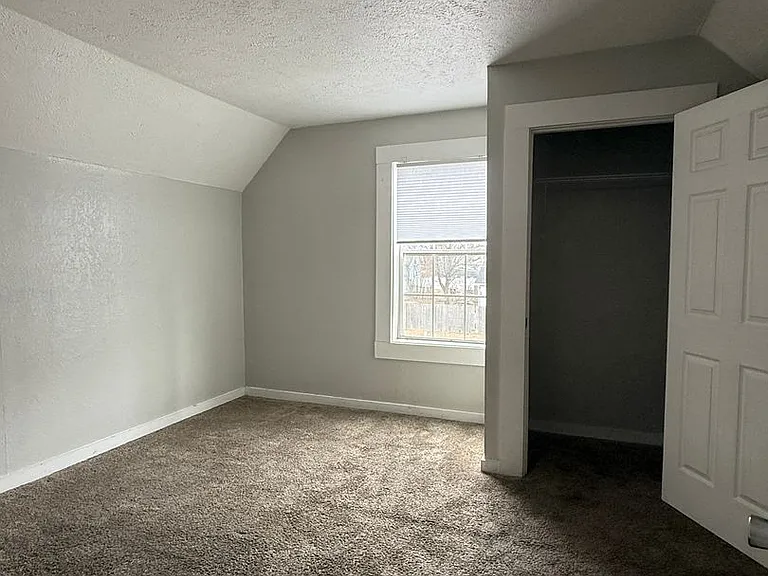311 Taylor St — Photo 13