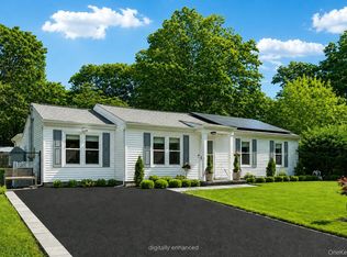 11 Centerview Trail, Ridge, NY 11961
