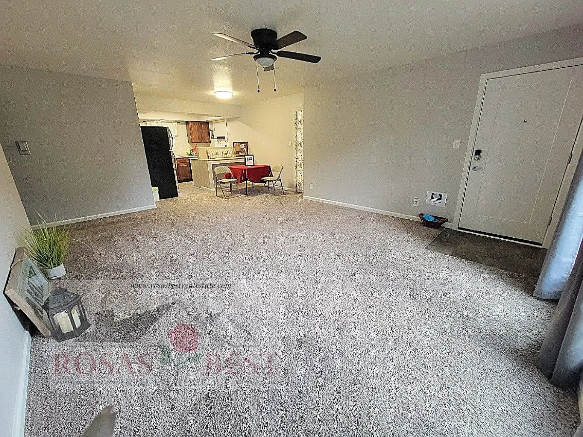 3 bed, 2.0 bath, 1424 sqft, $1,900 — Photo 4