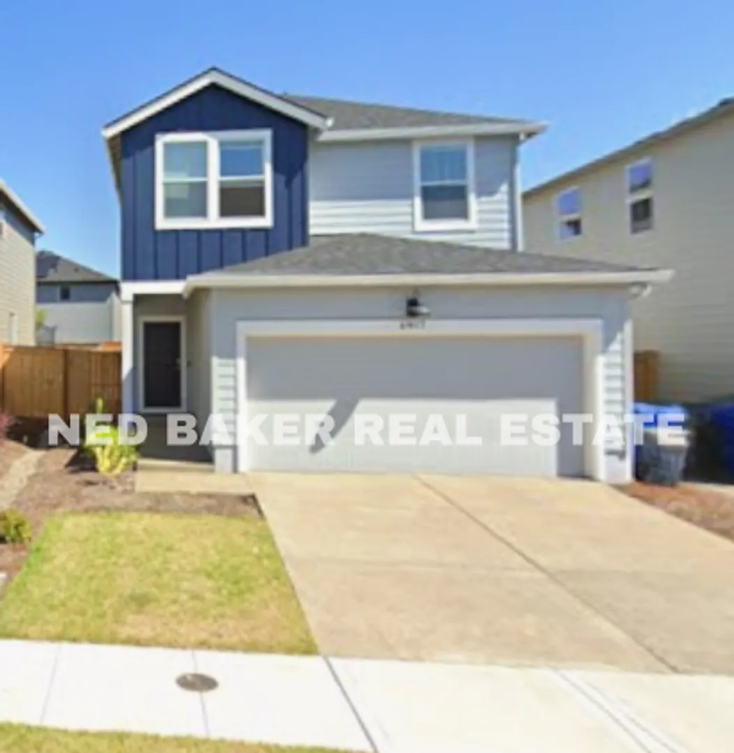 4Bd/2.5Ba Two Story House - Available to View! — Photo 1