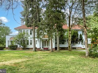 44 American Legion Blvd, Pine Grove, PA 17963