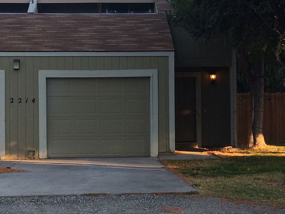 1st image of 2214 W 13th Ave