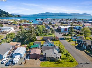 210 5th St, Garibaldi, OR 97118