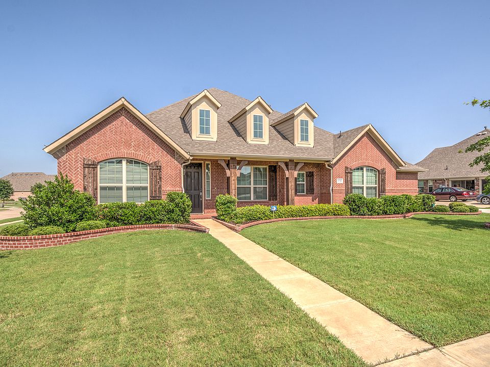 1st image of 1721 Yosemite Ln