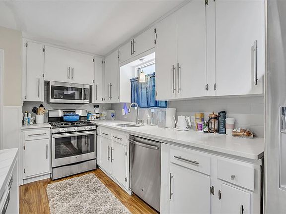5th image of 1602 Ashberry Dr