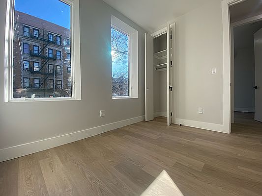1st image of 714 Dekalb Ave #2