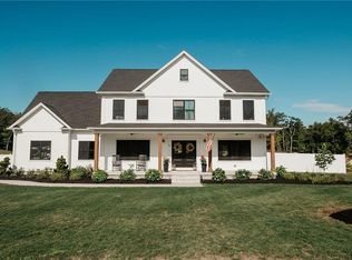 41 Wintergreen Way, Glocester, RI 02814