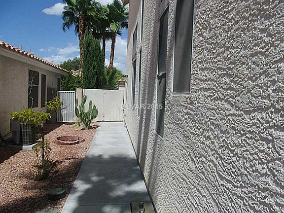 3rd image of 7204 Sleek Ave