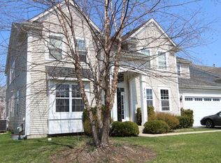 313 Foxford Dr, Cary, IL 60013