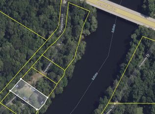 105 Happiness Ln, Ridgeville, SC 29472