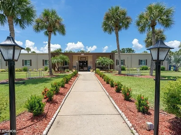 1 Pelican Dr N — Photo 21