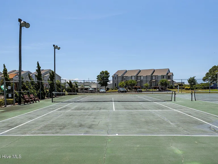 8711 Plantation Dr #302 — Photo 32