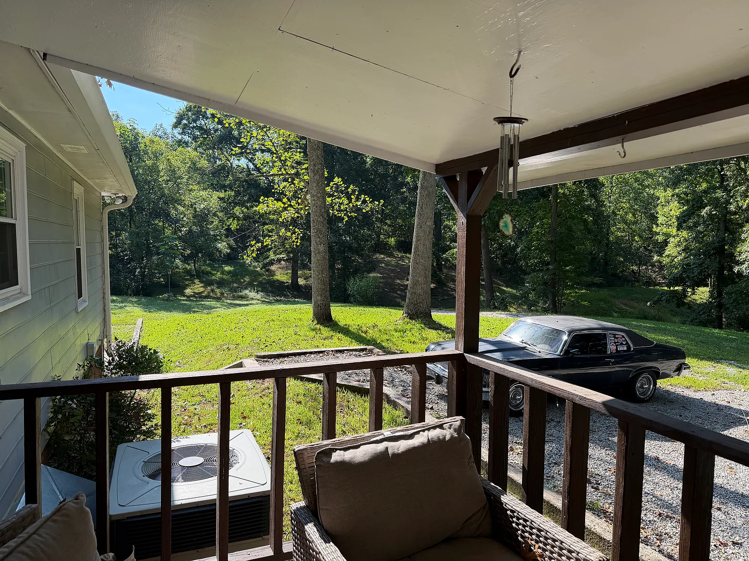 3 bed, 1.5 bath, 1700 sqft, $2,600 — Photo 4