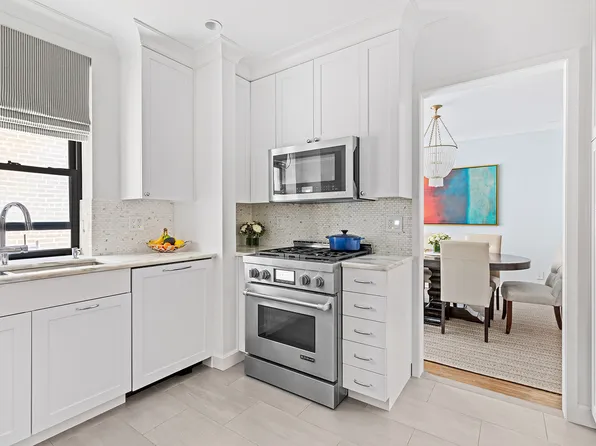 174 West 76th Street image 4 of 9