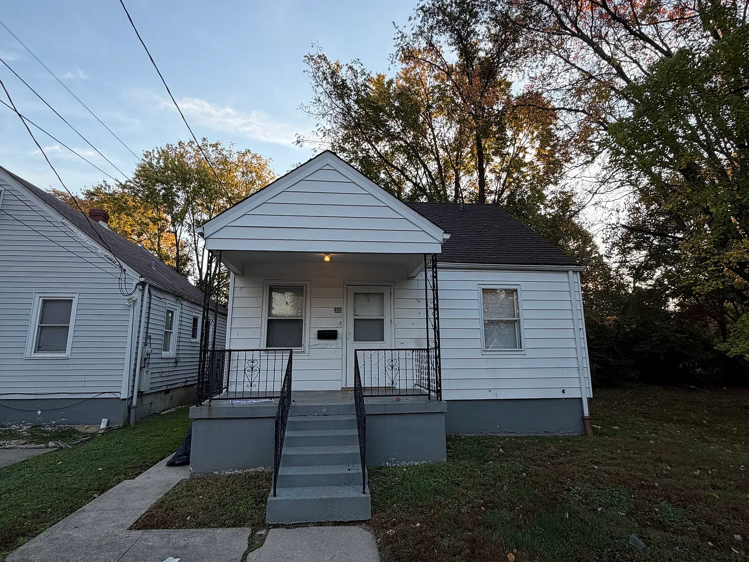 2 bed, 894 sqft, $1,000 — Photo 1