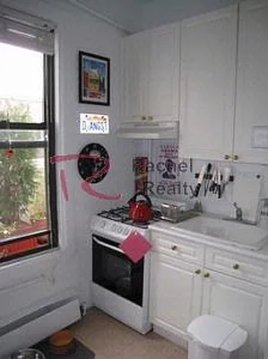 Rented by Rachel Realty | media 37