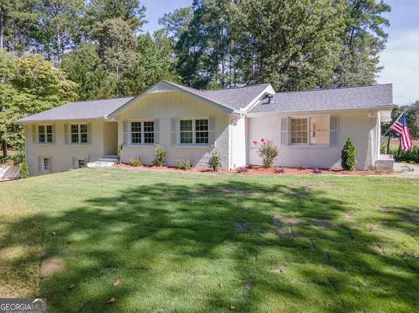 183 Busbin Rd, Fayetteville, GA 30215