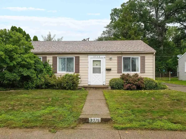 3715 13th Ave, Moline, IL 61265