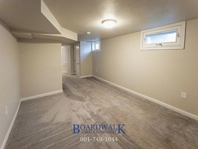 34 Glenwood Ave — Photo 18